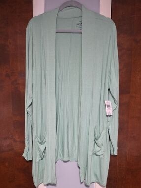NWT SIZE 3 Torrid Grayed Jade Supersoft LS Cardigan W/pockets